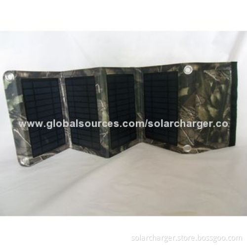 Camouflage Branches Foldable Solar Charger, Up to 5V/2A Output
